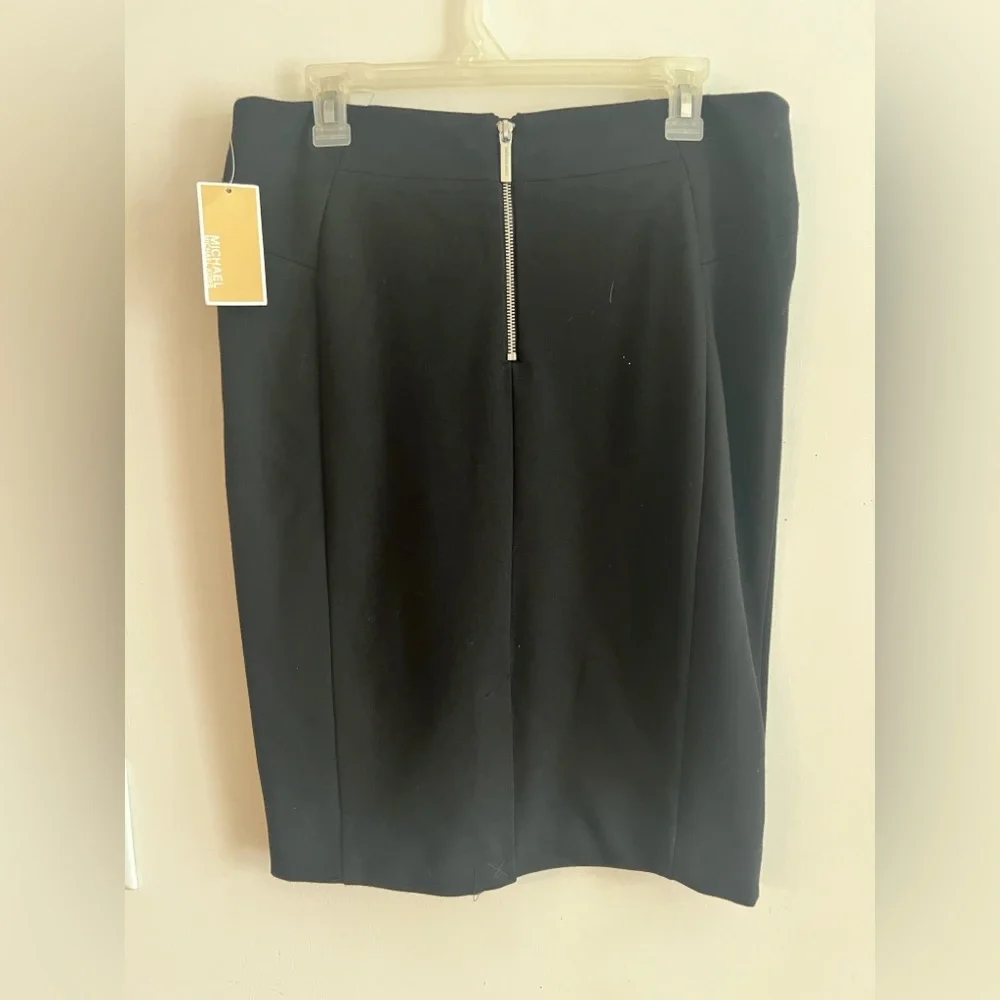 Sold - Picture 6 of 11